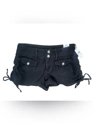 PacSun Black Low-Rise Women's Jean Shorts with Flap Pockets thumbnail 2