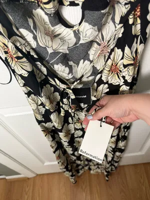Reformation Zia Dress in Oriole L thumbnail 5