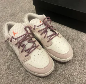 Jordan Air lows  thumbnail 1