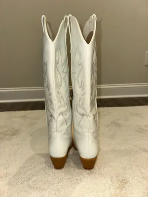 White Cowboy Boots Size 7 thumbnail 4
