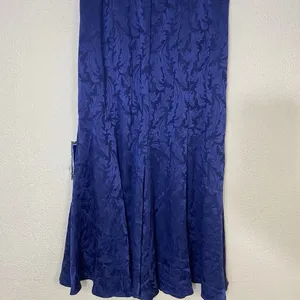 Vintage 100% Silk Blue Jacquard Skirt Size 10 Made In Korea thumbnail 2