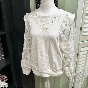 Anthropologie White Embroidered Cutwork Sweatshirt – Size XS (Oversized Fit) thumbnail 9