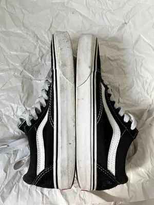 Vans Old Skool Sneakers color black size 6 thumbnail 5