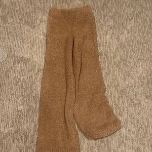 Skims lounge pants thumbnail 2
