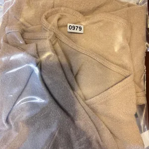 979 | Alo Yoga Alosoft Serenity Wrap‎ Crossover Crop Top Tan Women Small thumbnail 7