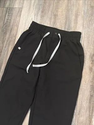 Figs Limited Edition Black Tilpa High Rise Scrub Pants thumbnail 3
