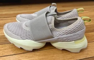 Sorel Women’s Sneakers Size 7.5 Kinetic Impact Strap Gray Mesh Slip On Shoes thumbnail 1