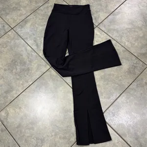 ALO YOGA Black High-Waist Flutter Legging XS Front Split Bootcut Outdoor Casual thumbnail 3