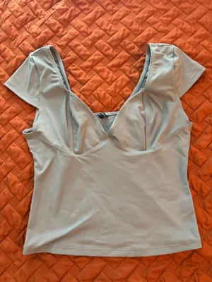 Amazon Crop Top White thumbnail 1