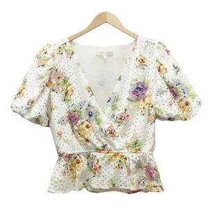 Wayf Top Floral Eyelet Wrap Front Puff Sleeve Cream Blouse Women’s Size Medium thumbnail 2