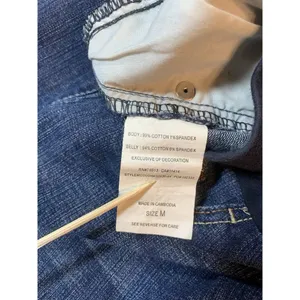 Oh Baby Motherhood‎ Maternity Denim Crop Jeans Medium Basic Everyday Minimalist thumbnail 4