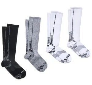 NWT TOMMIE COPPER ULTRATEMP Over The Calf Compression Socks 4-Pack Size‎ 10-12.5 thumbnail 1