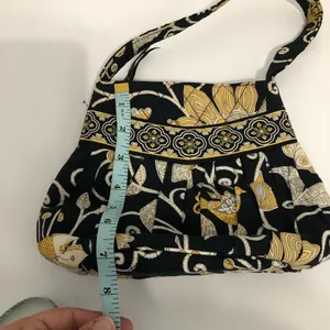 RETIRED Vera Bradley women’s Hannah yellow bird pattern small‎ handbag thumbnail 8