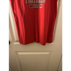 Wisconsin Badgers 2010 Football Schedule T-Shirt G-III For Her Red Womens Size M thumbnail 6