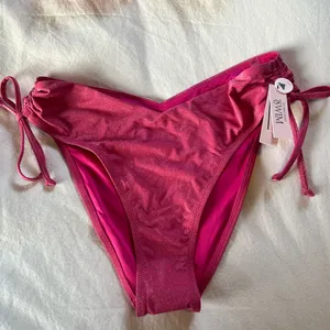 NWT Victoria’s Secret swimsuit. Size 32D top/large bottom thumbnail 4
