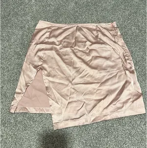 Pink skirt thumbnail 3