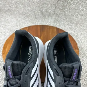 Adidas women’s size 10 thumbnail 6