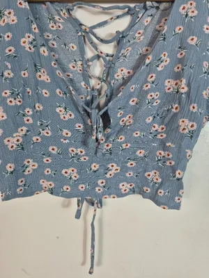 Sky & Sparrow Blue Floral Crop Top thumbnail 3