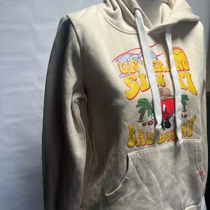 Réflex bad bunny beige pullover hoodie Size L thumbnail 2