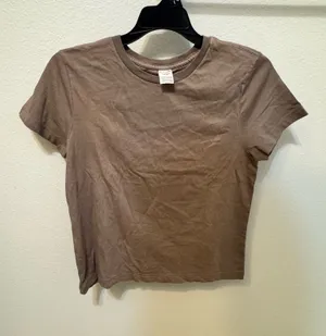 PINK tshirt thumbnail 1