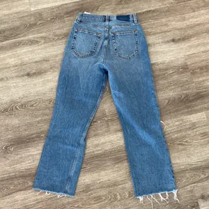 Abercrombie ultra high rise ankle straight leg jeans 25 0 short curve love thumbnail 7
