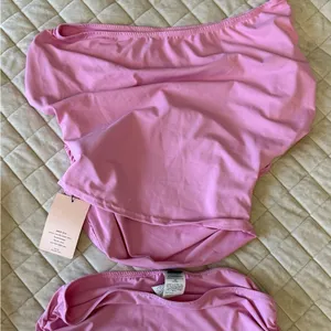 Shein Pink One-Shoulder Ruched Two Piece thumbnail 4