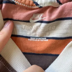 Nike Sportswear Club Striped T-Shirt thumbnail 3