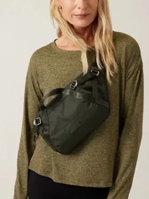 Athleta excursion black waist Crossbody belt Bag $88 thumbnail 1
