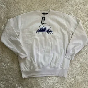 PrettyLittleThing White Graphic Sweater thumbnail 1
