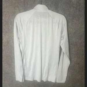 Under Armour Woman Large Lightweight Gray long sleeve 1/4 Zip athletic Shirt‎ thumbnail 6