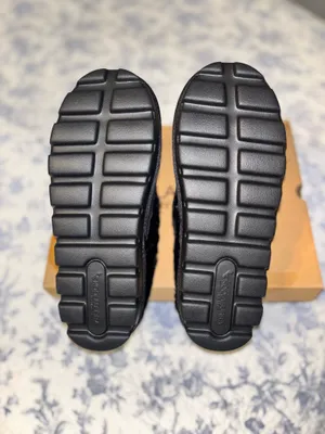 Koolaburra by UGG Women’s “Tizzey” Black Suede Platform Slippers Size 10 NIB thumbnail 5
