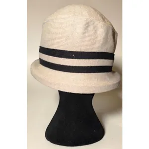 Sun Guard by Parkhurst Cloche Cream & Black Cotton Hat Vintage Made in Canada thumbnail 3