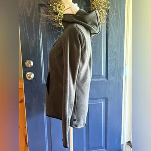 Lululemon 1/4 Zip Charcoal hoodie with Pockets thumbnail 5