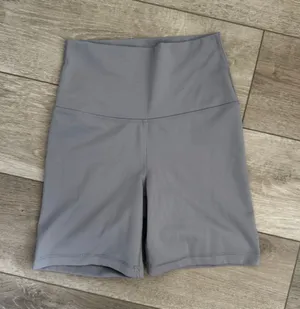 Yogalicious Light Gray High-Waist Biker Shorts thumbnail 1