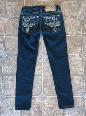 Miss Me Signature Skinny Crop Jeans Dark Wash 24 Angel Wing Cross thumbnail 4