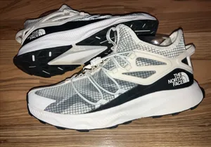 The North Face‎ Womens Size 9 Oxeye Tech Gardenia TNF Black Hiking Shoes thumbnail 1