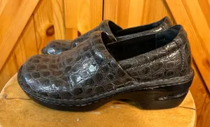 BOC Born Peggy Gray Croc Skin Embossed Slip On Wedge Clog Women Size 9 thumbnail 1