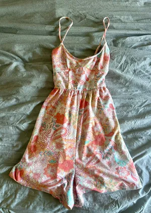 Romper Size XS thumbnail 1