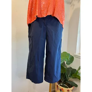 L.L. Bean Blue Low Rise Capri Cropped Wide Relaxed Fit Hiking Pants Size 8 thumbnail 8