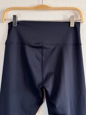 Alo Yoga 7/8 High-Waist Airlift Legging Black thumbnail 6