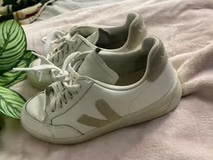VEJA - Sneakers Shoes Women’s Size 6 thumbnail 3