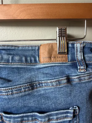 American Eagle Hi-Rise Jegging Distressed Skinny Jeans Size 4 Regular thumbnail 3