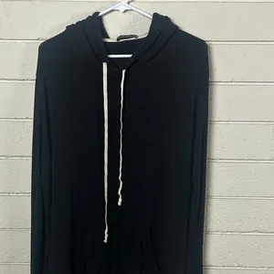 Brandy Melville Black Layla Hoodie Tee one size thumbnail 5