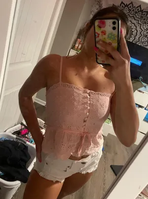 Tank Top thumbnail 1