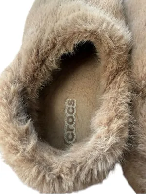 Crocs Classic Unfurgettable Clog in milk chocolate Brown Faux Fur Size 9 Womens thumbnail 8