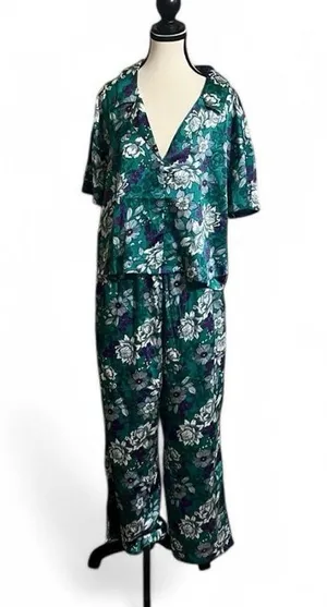 Adore Me Pajama Set Sz M Floral Satin Wide Leg Confort Loungewear Feminine thumbnail 1