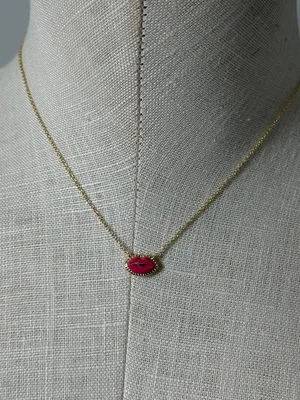 Kendra Scott Gold Chain Necklace Hot Pink Lip Enamel Pendant New thumbnail 3