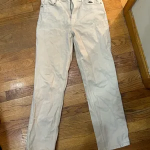 Abercrombie & Fitch Women's - Ultra High Rise 90s Straight Jeans thumbnail 3