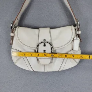 Coach Soho Flap Shoulder Bag‎ White Leather Buckle 9247 Y2K Vintage Small thumbnail 7
