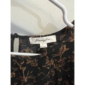 Monday Fun NEW Women Large Floral Blouse Coquette Dainty Romantic Office Chic thumbnail 4